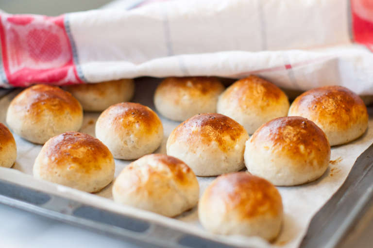 småfrallor eller mellanmålsbullar med Keso