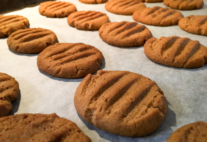 Gaffel-pepparkakor - Jul favorit kaka som passar till glögg och kaffe.